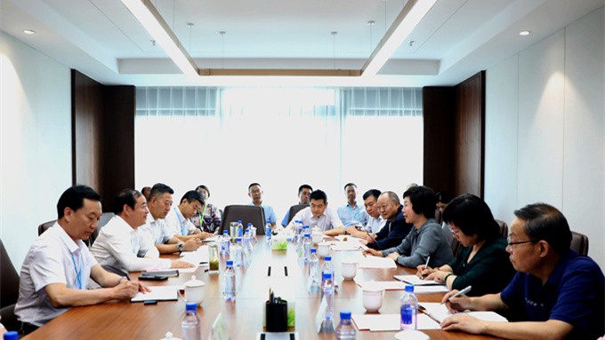 省委組織部副部長、省人社廳廳長周麗寧一行來集團調(diào)研指導(dǎo)工作